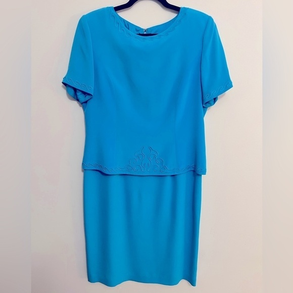 Adrianna Papell Vintage 100% Silk Skirt Blue Modest Minimalist size 12 - Picture 1 of 4